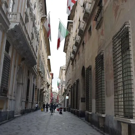 Old Port Apartment 4 Beds Genua Exterior foto