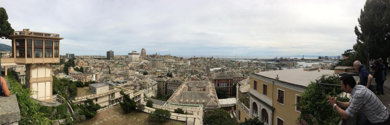 Old Port 4 Beds Apartment *